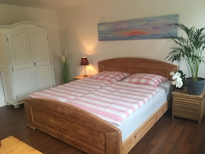 2 habitaciones, escritorio y wifi gratis 