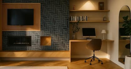 The Rustico Suite | 2-Bedroom Luxury with Private Kitchenette & Ensuites - Sleeps 4