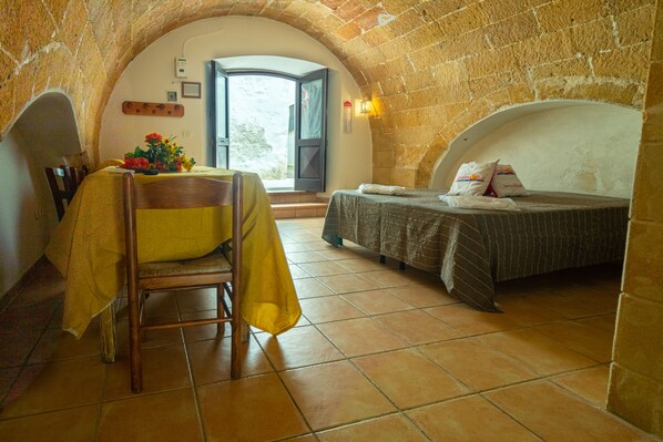 Romantisches Haus | 1 Schlafzimmer, hochwertige Bettwaren