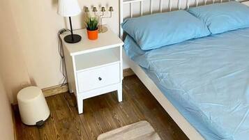 1 chambre, fer et planche à repasser, Wi-Fi, draps fournis