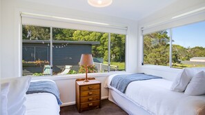 3 bedrooms, iron/ironing board, travel cot, free WiFi