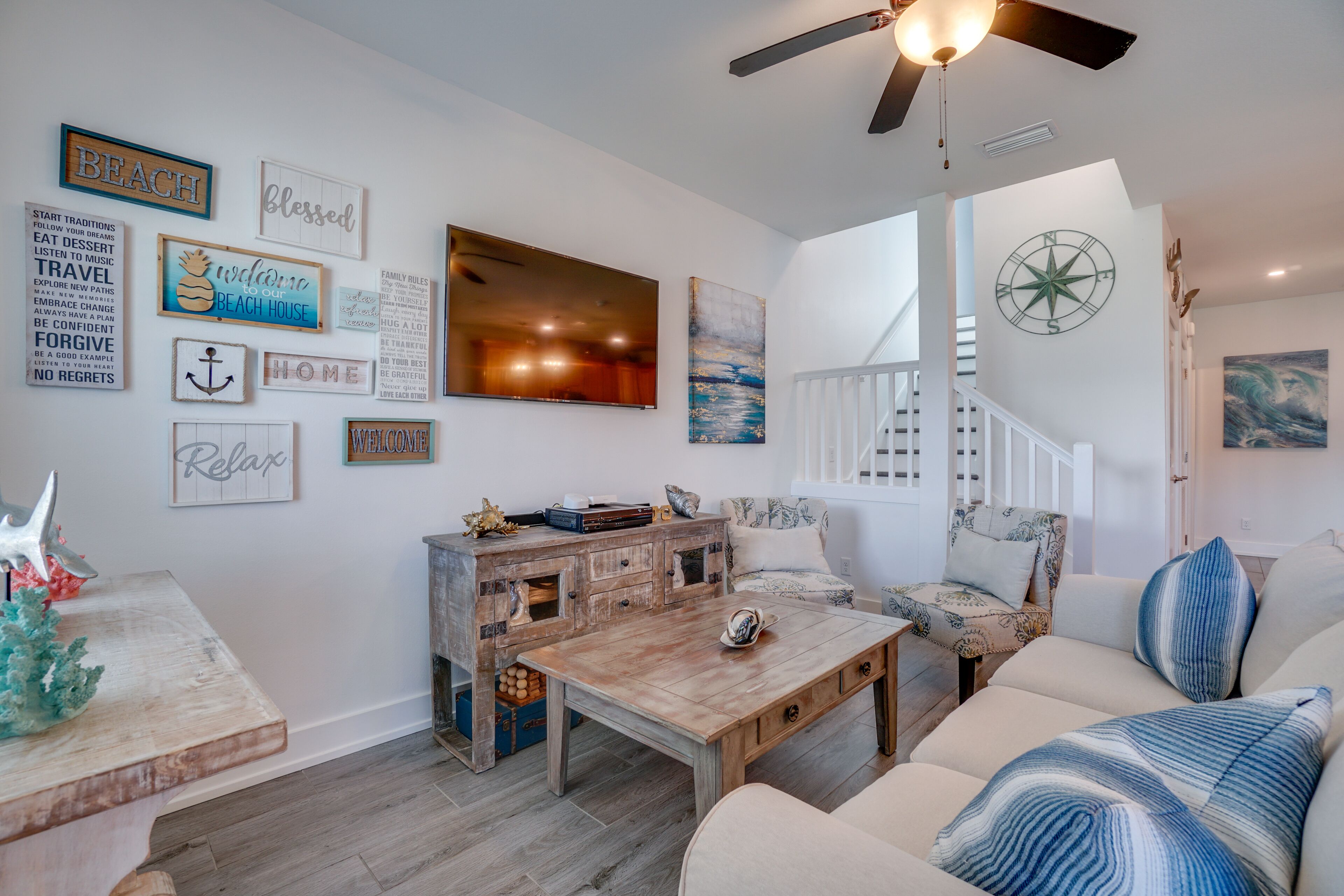 Seabreeze -Walk To Beach! Pet Friendly! - Panama City Beach, FL