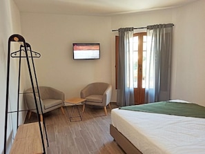 1 bedroom, soundproofing, free WiFi, bed sheets