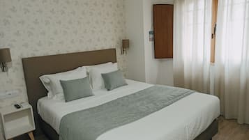 Soundproofing, free WiFi, bed sheets