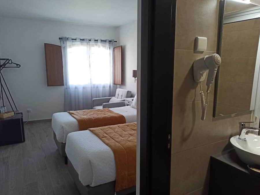 Tomannsrom – deluxe | Lydisolert, wi-fi (inkludert) og sengetøy