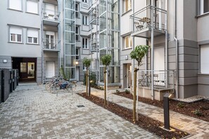 Unclassified image, 2 of 33, button - ipartment Berlin Mitte @HOME by Best Western (Berlin)