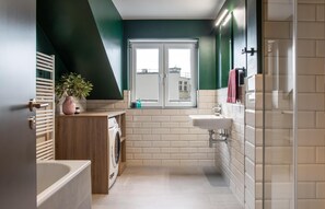 Standard Apartment, 1 King Bed, Kitchen (with Sofabed, Full Kitchen) | Bathroom | Hair dryer, towels