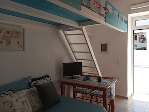 1 bedroom, iron/ironing board, free WiFi, bed sheets - Seaside Nicola's Studio (Matala)