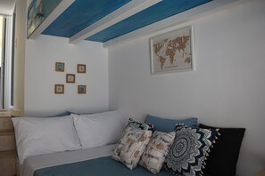 1 bedroom, iron/ironing board, free WiFi, bed sheets - Seaside Nicola's Studio (Matala)