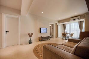 LCD TV, offices, printers - ALEZZI INFINITY RESORT & SPA (Navodari)