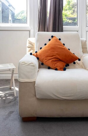 Maison, plusieurs lits | 4 chambres, fer et planche à repasser, draps fournis