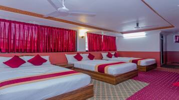 Free WiFi, bed sheets