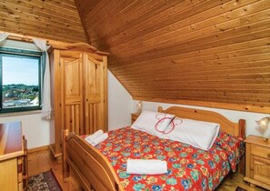 Casa (Mari 1 - with pool - H(6+1)) | Quartos à prova de som, Wi-Fi de cortesia