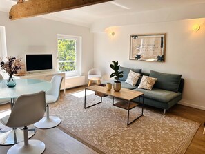 Televisión y estéreo 