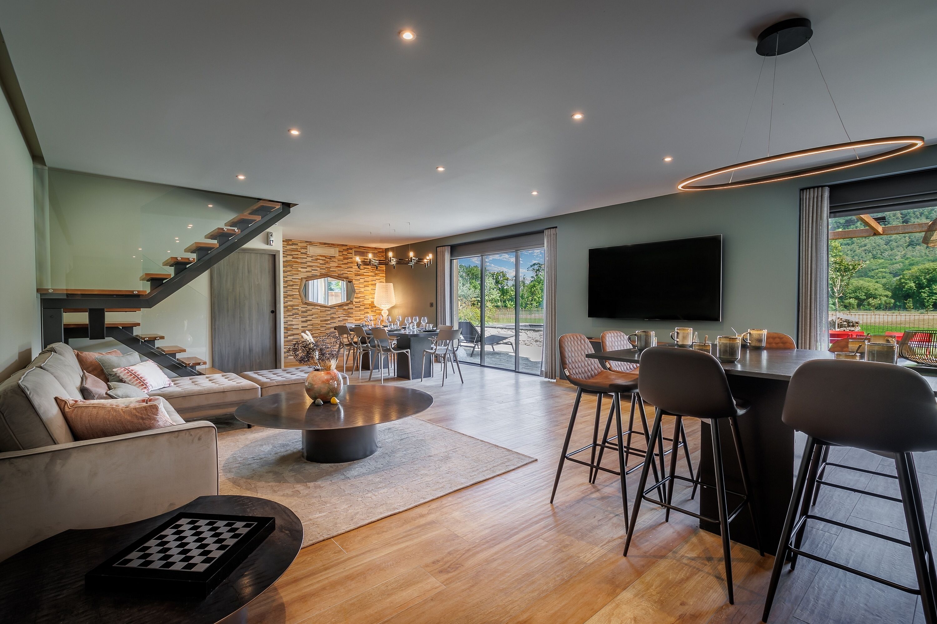 La Grange | Dapur pribadi | Lemari es, microwave, ketel listrik, dan peralatan masak/sendok-piring