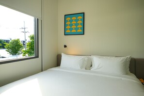 Habitación doble estándar | Escritorio, espacio para trabajar con laptop y cortinas blackout 