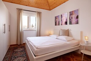 2 bedrooms, free WiFi