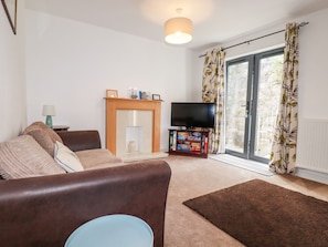 Cottage | Living area - Spinnaker (St Austell)