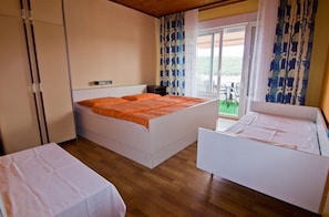 3 bedrooms, free WiFi