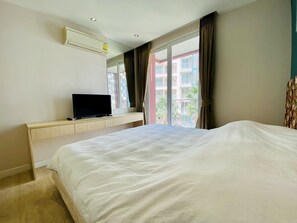 Apartment, 1 Schlafzimmer, Poolblick | 1 Schlafzimmer