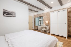 House, Smoking | 4 bedrooms - Ivka in Tribalj With 4 Bedrooms and 4 Bathrooms (Vinodol)
