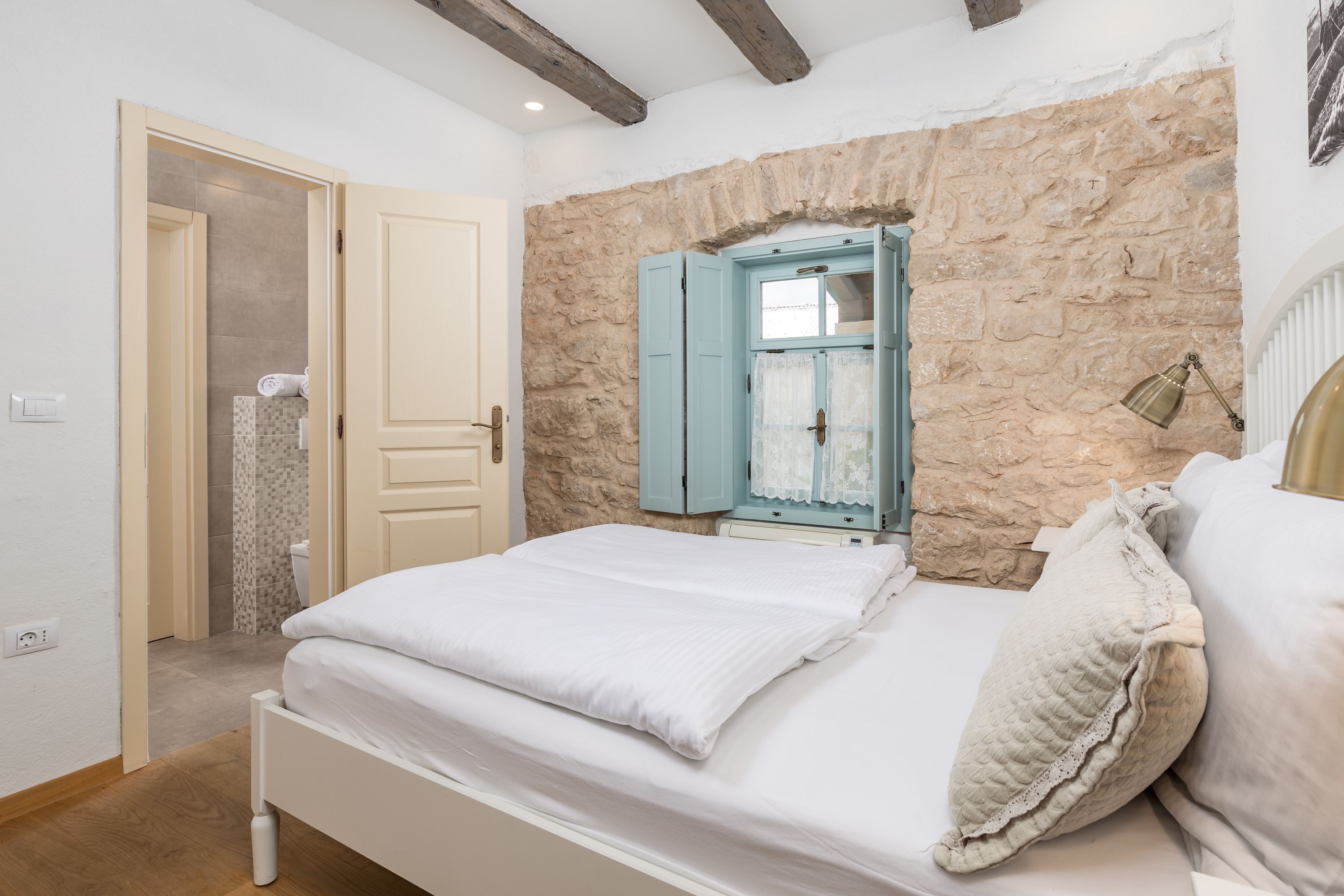 House, Smoking | 4 bedrooms