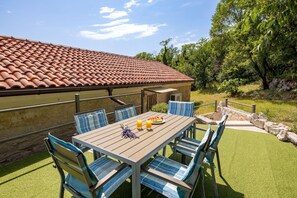 Villa | 4 bedrooms - Ivka in Tribalj With 4 Bedrooms and 4 Bathrooms (Vinodol)