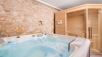 4 عدّة غرف نوم