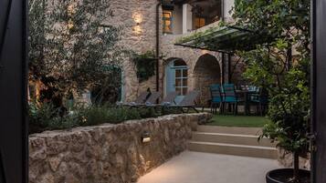 Biệt thự | 4 phòng ngủ