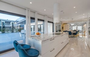 Biệt thự, hút thuốc | 5 phòng ngủ 