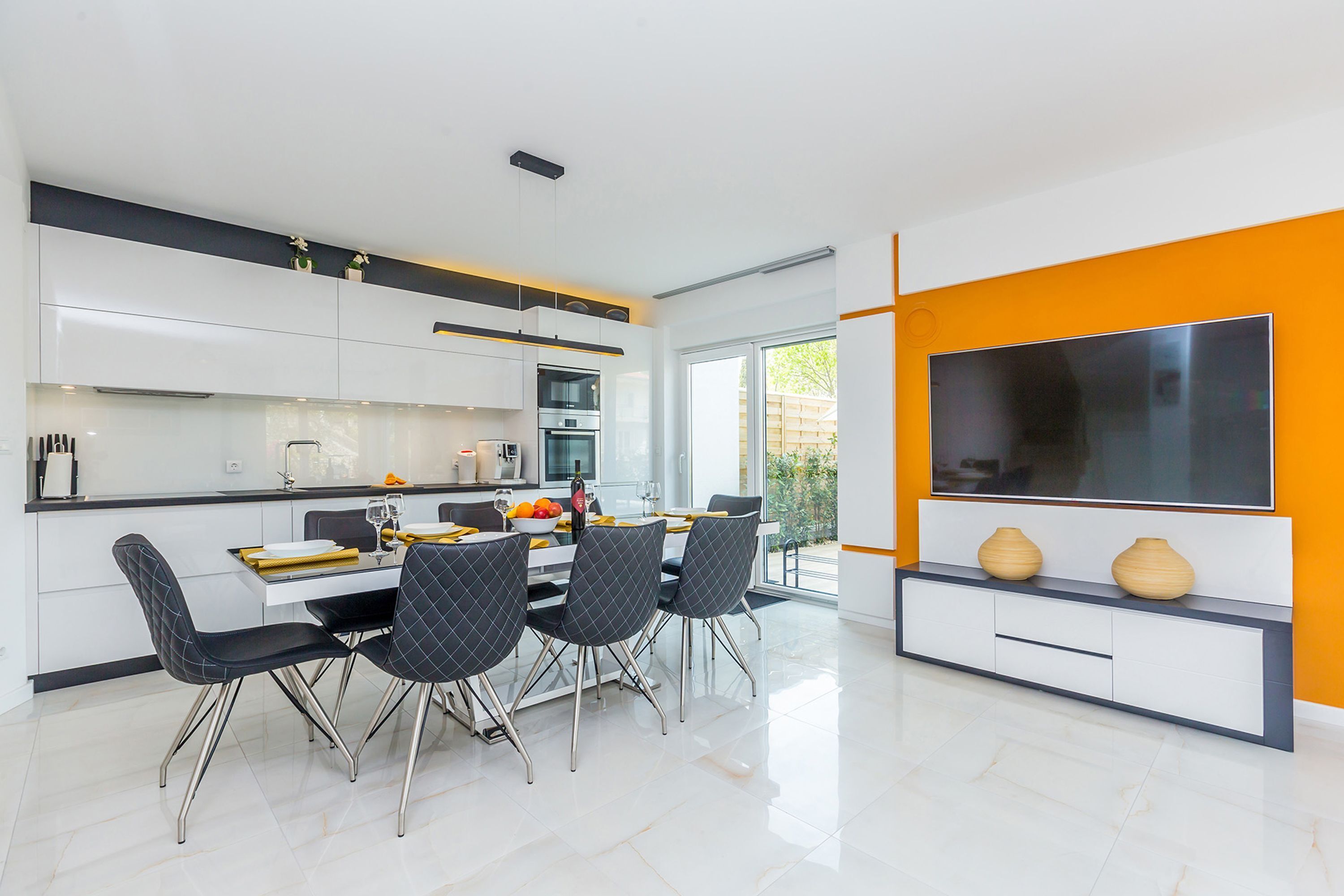 3 عدّة غرف نوم