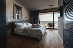 4 bedrooms
