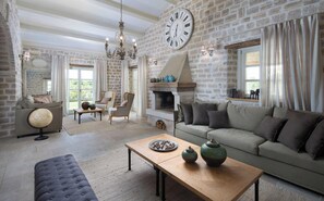 Villa | 4 bedrooms - Elli in Ladi i With 4 Bedrooms and 4 Bathrooms (Kanfanar)