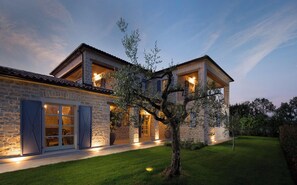 Villa | 4 Schlafzimmer