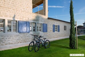 Villa | 4 bedrooms - Elli in Ladi i With 4 Bedrooms and 4 Bathrooms (Kanfanar)