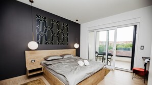 4 bedrooms - Nola in Vodice With 4 Bedrooms and 2 Bathrooms (Vodice)