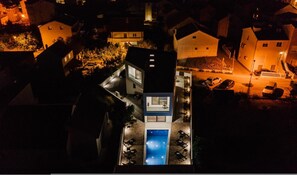 4 quartos