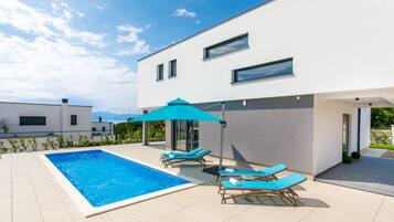 Biệt thự | 4 phòng ngủ