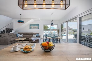 Villa | 4 bedrooms - Lea Magdalena in Kermeni i Krk (Malinska-Dubasnica)