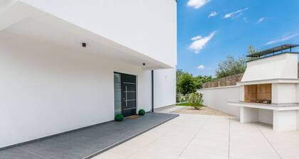 Lea Magdalena in Kermeni i Krk