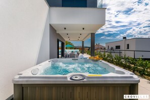 Casa, para fumadores | 4 habitaciones 