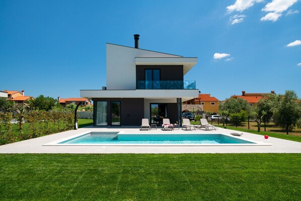 Villa | 3 bedrooms - Arestea in Vodnjan With 3 Bedrooms and 3 Bathrooms (Vodnjan)