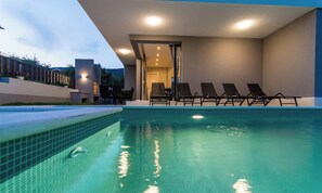 Casa, para fumantes | 5 quartos