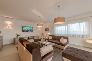 Villa | 4 bedrooms - Dalmacija V in Suko an (Sukosan)