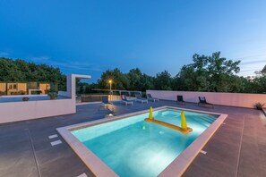 Villa, fumeur