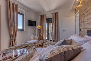 3 bedrooms - Aurana in Vrana With 3 Bedrooms and 2 Bathrooms (Pakostane)