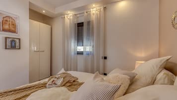 House, Smoking | 3 bedrooms