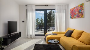 Unclassified image, 5 of 72, button - 9 in Podstrana With 5 Bedrooms and 5 Bathrooms (Podstrana)