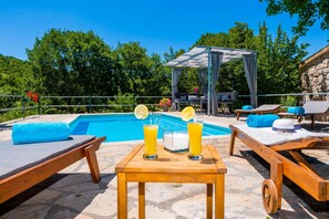 Villa, Smoking | 3 bedrooms - Ognjistar in Zmijavci (Zmijavci)