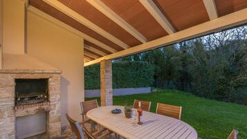 House, Smoking | 3 bedrooms